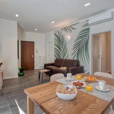 Bnbutler Arena 35 - Navigli Apartment มิลาน ภายนอก รูปภาพ