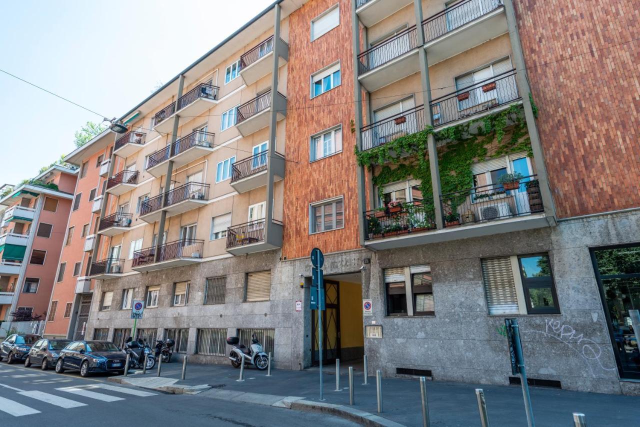 Bnbutler Arena 35 - Navigli Apartment มิลาน ภายนอก รูปภาพ