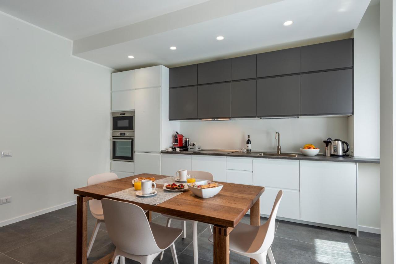 Bnbutler Arena 35 - Navigli Apartment มิลาน ภายนอก รูปภาพ