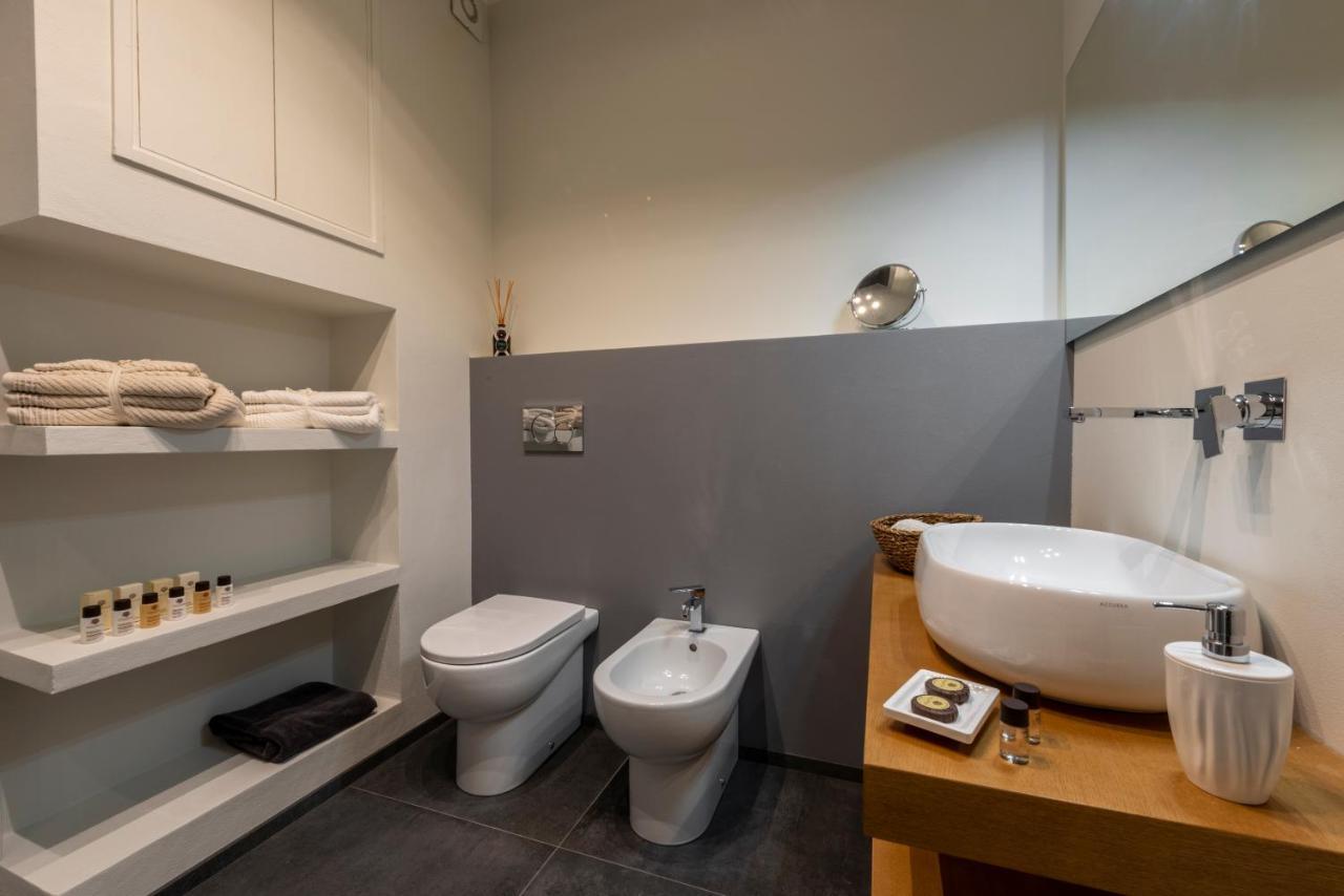 Bnbutler Arena 35 - Navigli Apartment มิลาน ภายนอก รูปภาพ